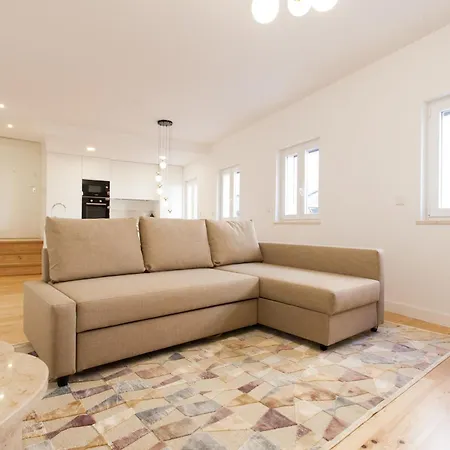 Апартаменты Mouraria Blue Three-bedroom W/ Parking - By Lu Holidays